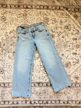 Light Blue Lowrise Women's Wide-Leg Jeans